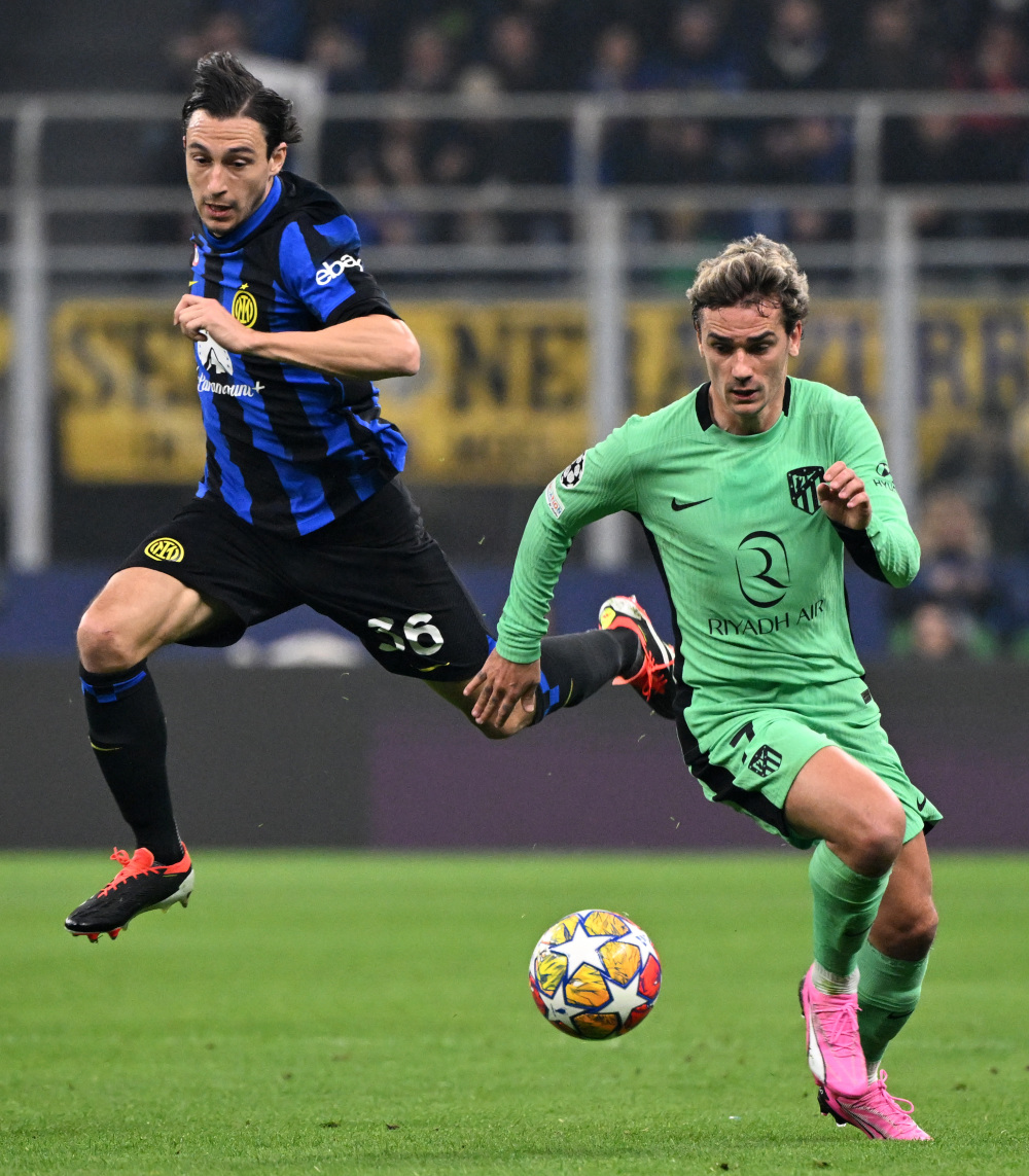 防守失位，问题往往不在后卫（防守走形，症结常不在后卫）