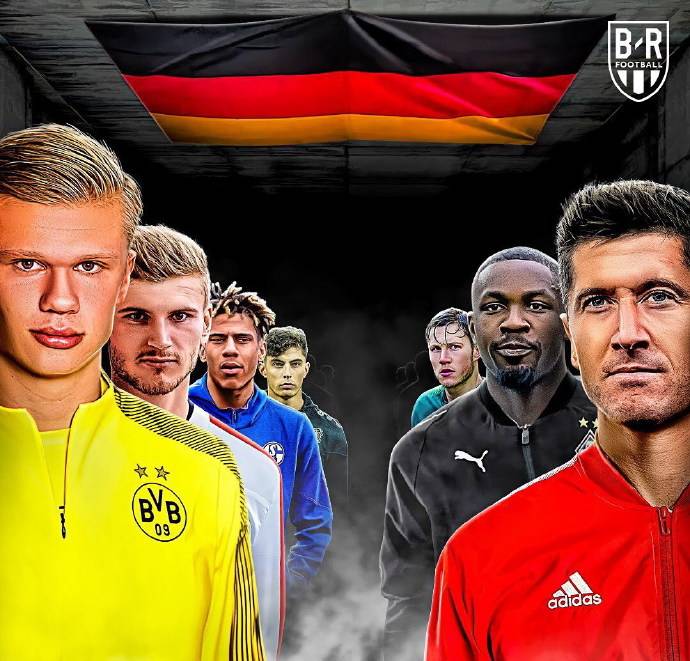 媒体人：成都蓉城一年三换董事长，新一任在走流程了（媒体人称成都蓉城一年内第三次更换董事长，新任正履行手续）