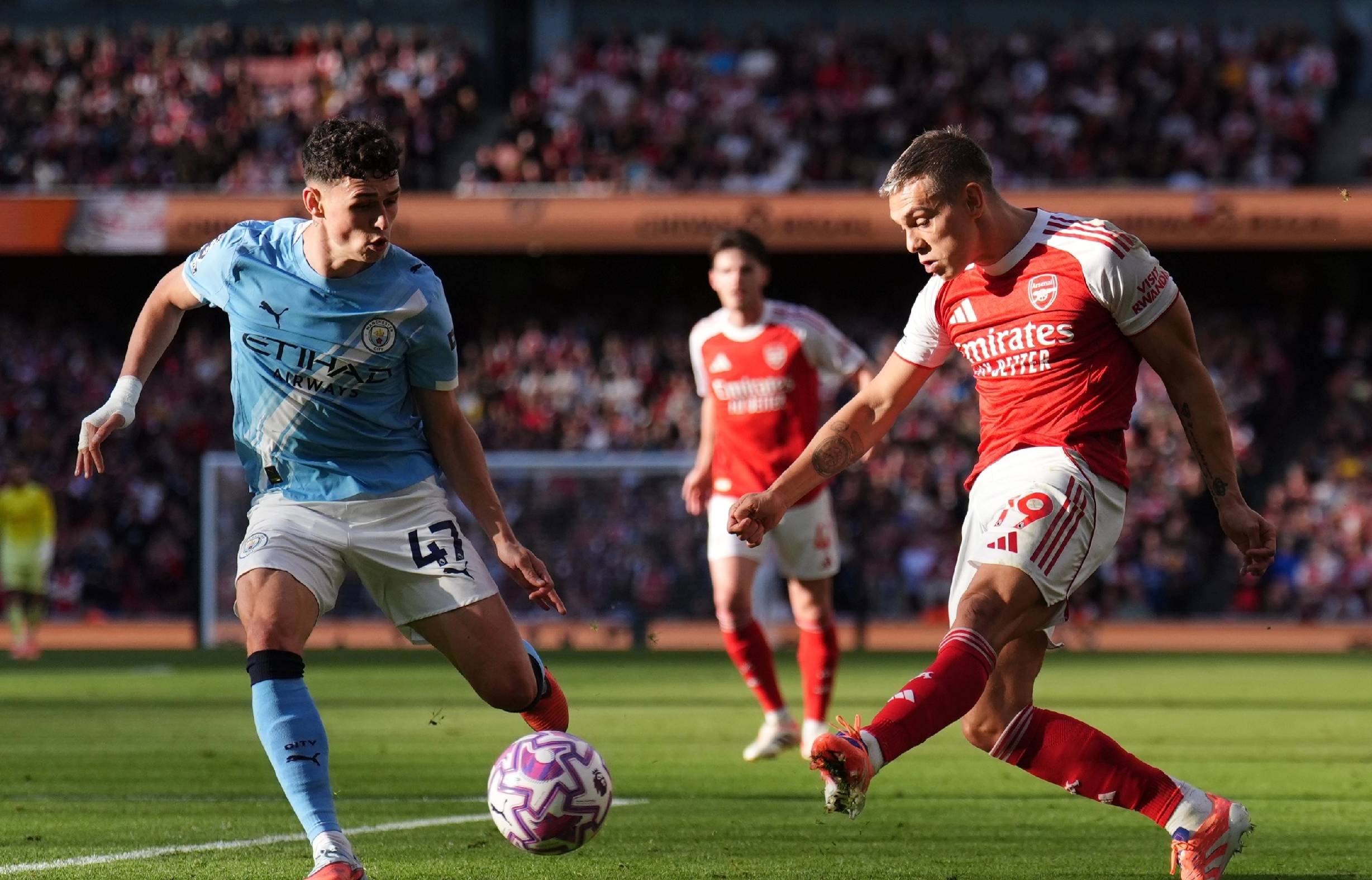 青少年如何提升控球能力？（青少年控球能力提升指南）