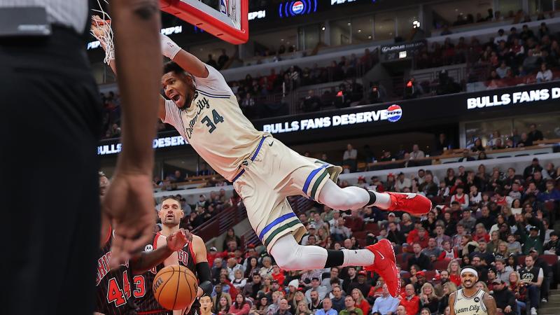 球迷领袖怒斥穆帅：厚颜无耻议论对手，对本方粗野动作装瞎！（球迷领袖怒批穆帅：肆意评点对手，对己方粗暴犯规却选择性失明）