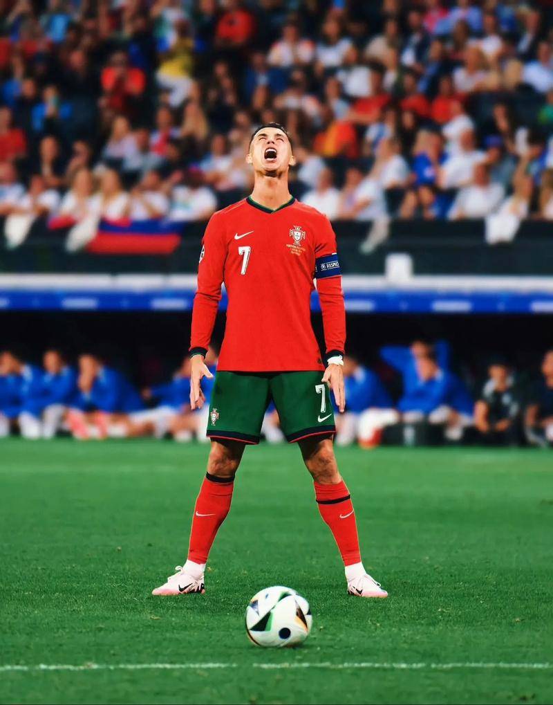 21世纪五大联赛出场时间：C罗居首，拉莫斯第二、梅西第三（21世纪五大联赛出场时长榜：C罗第一，拉莫斯第二，梅西第三）