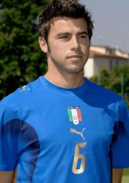 半场战报：阿拉维斯1-0皇家社会（中场比分：阿拉维斯1-0领先皇家社会）