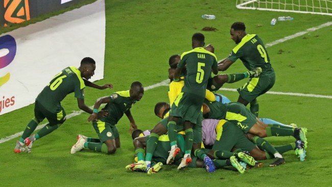 欧冠：皇马客场2-0完胜国际米兰（欧冠赛场：皇马客场2-0击败国际米兰）