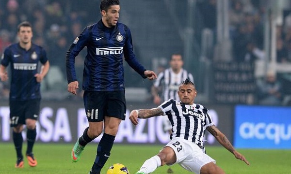 米体：斯帕莱蒂准备重新整合现有球员，由三中卫变阵四后卫（米体：斯帕莱蒂拟重组现有阵容，后防由三中卫改打四后卫）