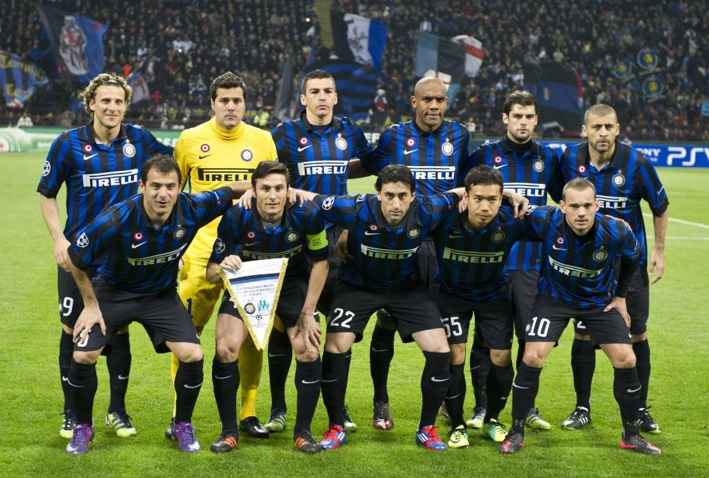 今天是海港足球俱乐部一线队球员武磊的生日，让我们...（武磊生日到来，海港一线队邀你送上祝福）